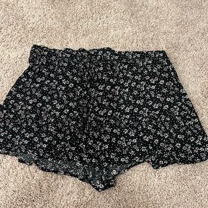 Vanilla star designed in New York shorts sz. extra large